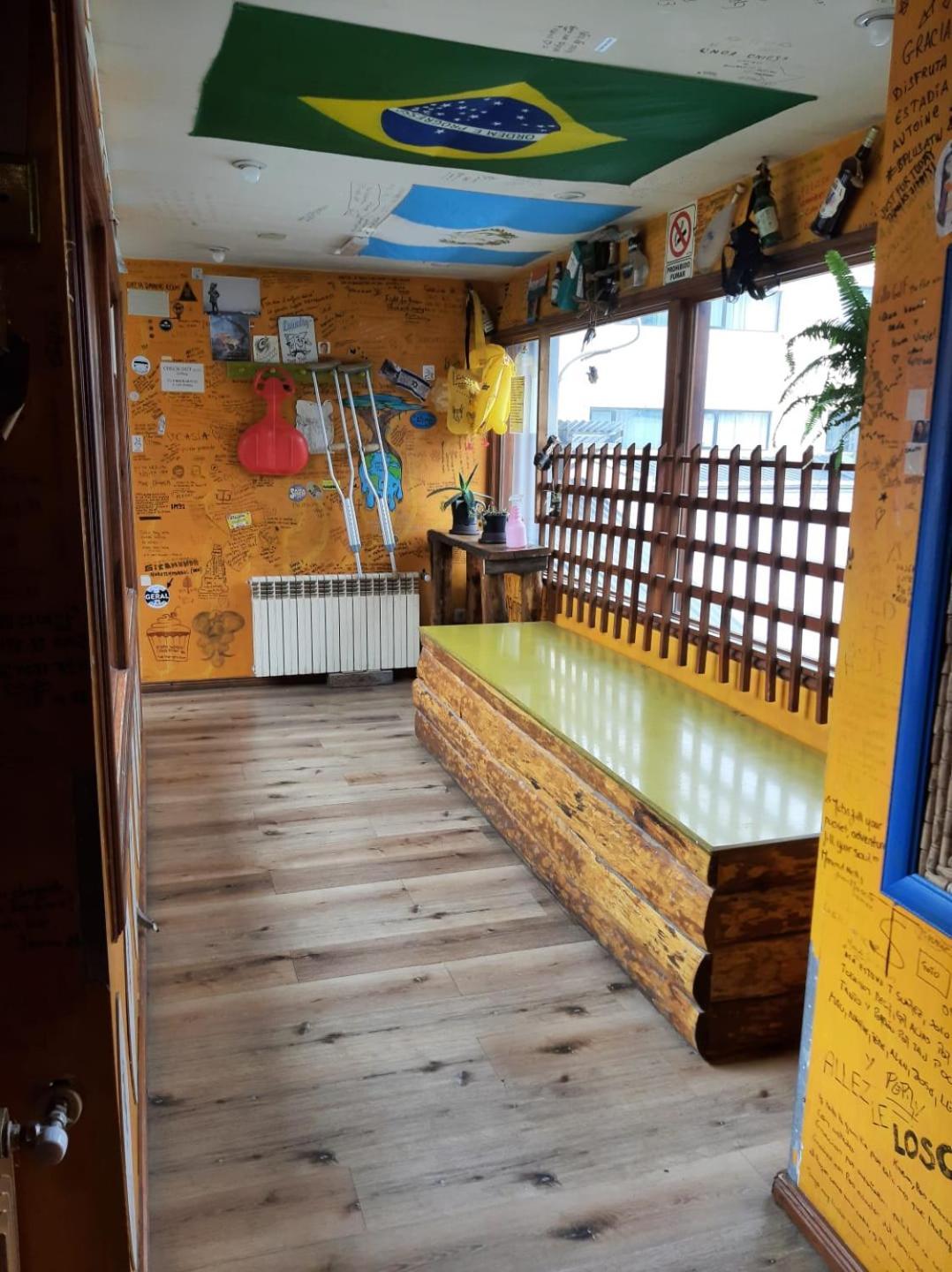 Hostel Cruz Del Sur Ushuaia Eksteriør bilde