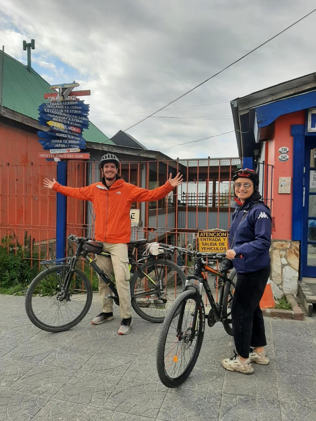 Hostel Cruz Del Sur Ushuaia Eksteriør bilde
